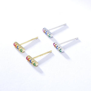 Zigzag stud earrings