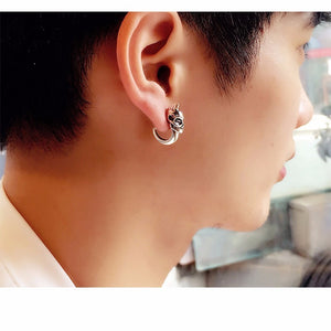 Skull stud earrings