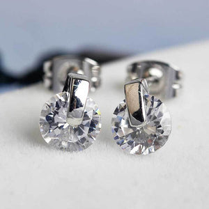 Zircon stud earrings