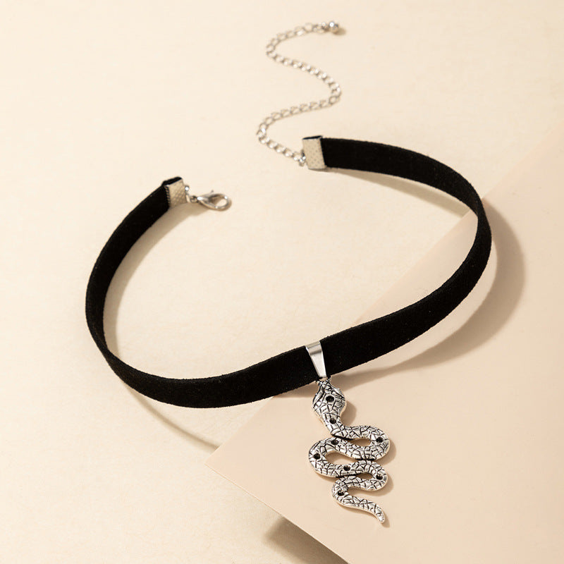 Chokers Witchy Gothic Grunge Collar Velvet Necklace Dark Jewelry For Gift